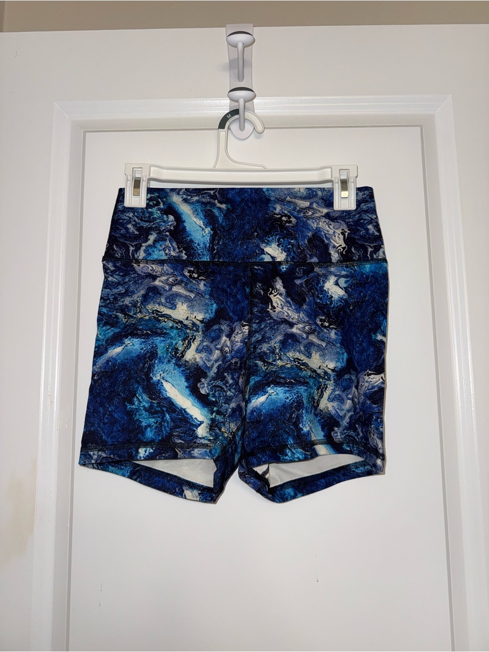 Fleo Marble-Print High-Rise Athletic Shorts in Blue